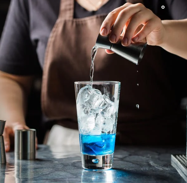 Alcohol: The medical advice in Ireland is if you have a heart problem, you should be okay to drink 11 units for women and 17 units for men, per week.