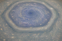 Saturn's hexagon